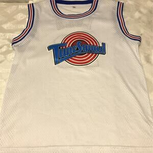 Girls TUNE SQUAD Sports Style Shirt SZ M